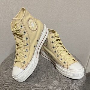 Converse Chuck 70 Platform High-Top Sneakers - NWOT